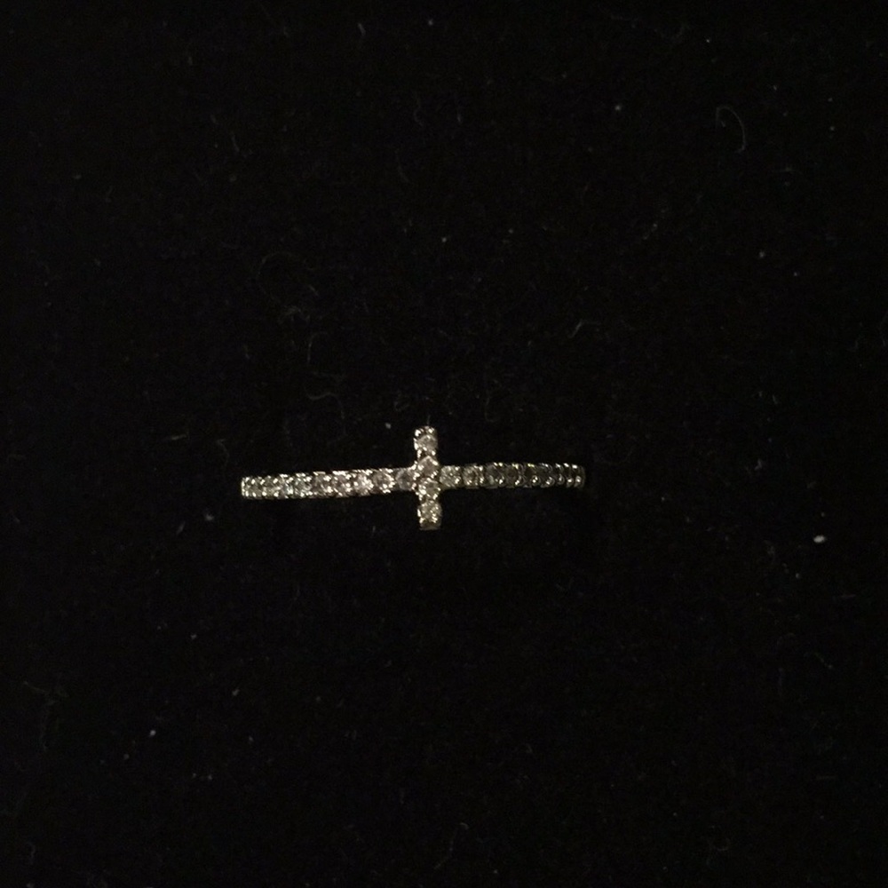 Premier Designs Adore Ring